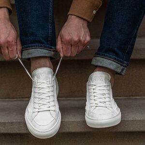 NOTHING NEW Men’s Off White Canvas Sneakers Size 10.5